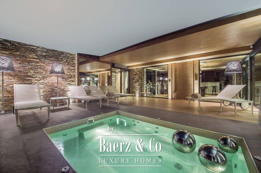 Chalet - Resort center image