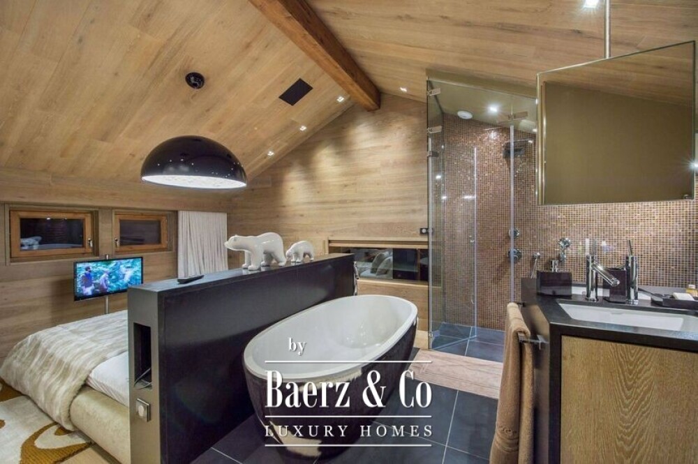 Chalet - Resort center image