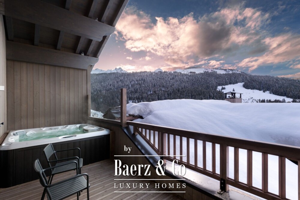 5 BEDROOM APARTMENT WITH SPA image