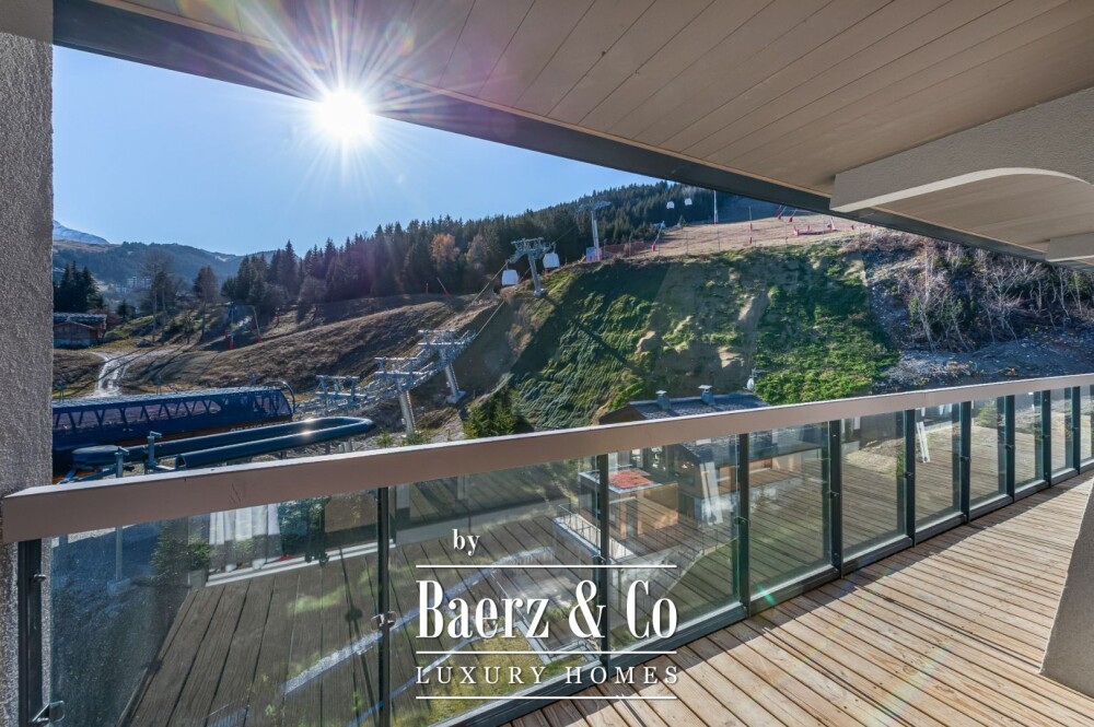 4-bedroom Apartment - ideally located image