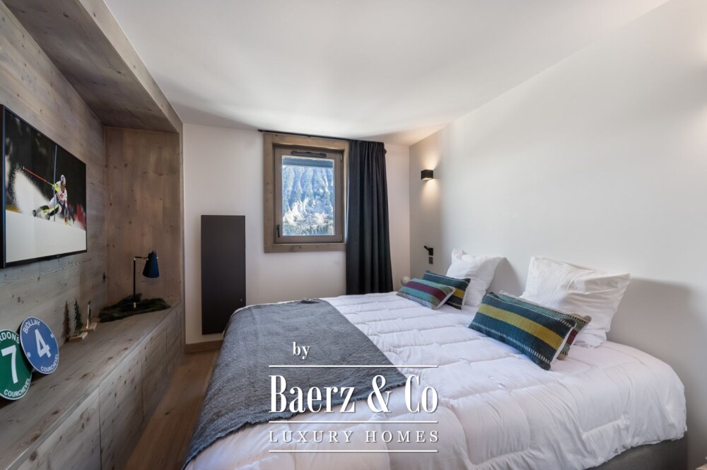 4-bedroom Apartment - ideally located image