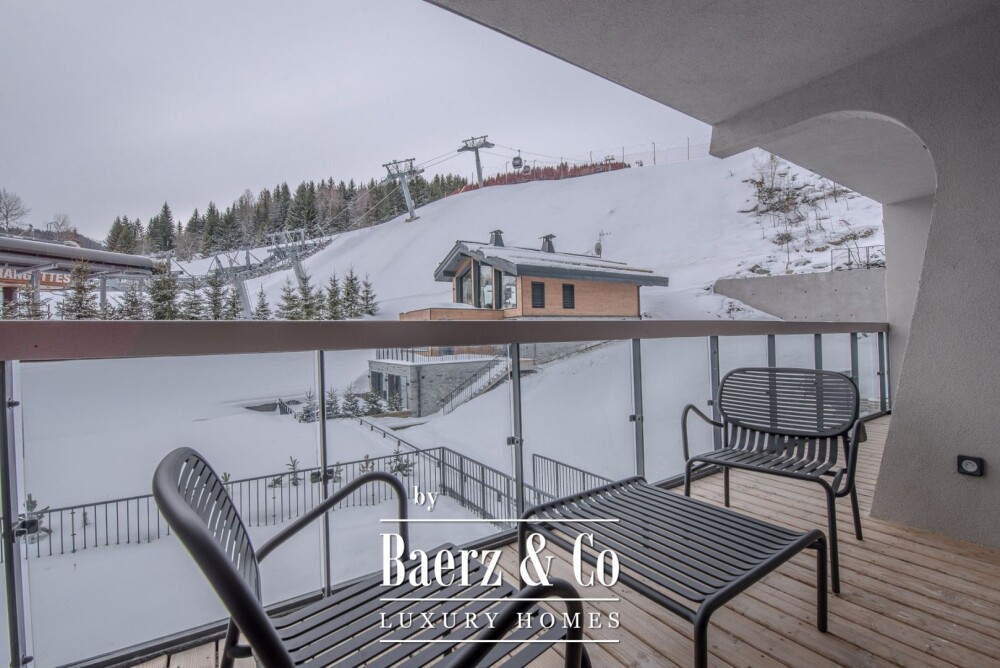 1-bedroom apartment + sleeping area in the heart of the resort image