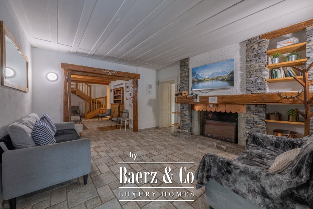 6-Room country house in Chamonix image