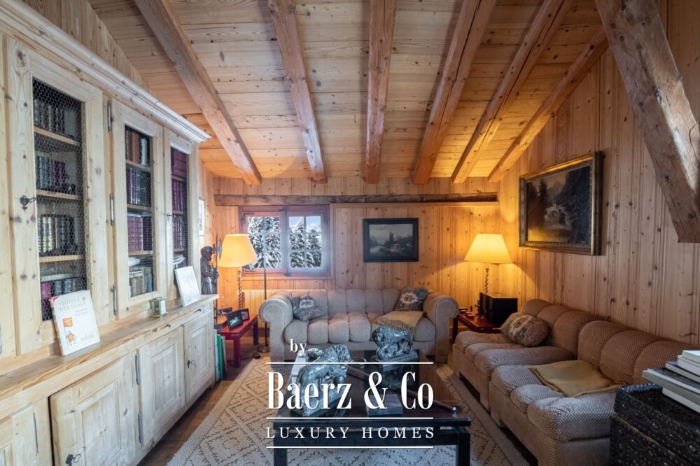 Historic farmhouse 6 bedrooms image