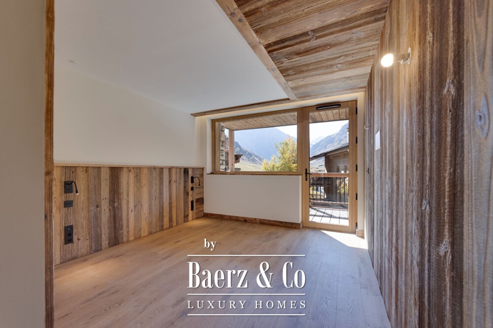 New 5-bedroom chalet - Private spa image