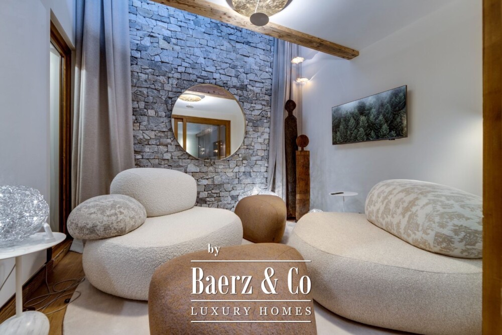 LARGE APARTMENT WITH SPA AREA image