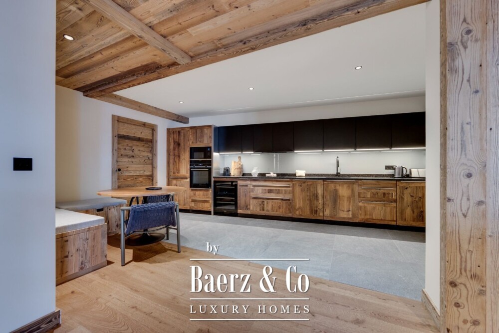 LARGE APARTMENT WITH SPA AREA image
