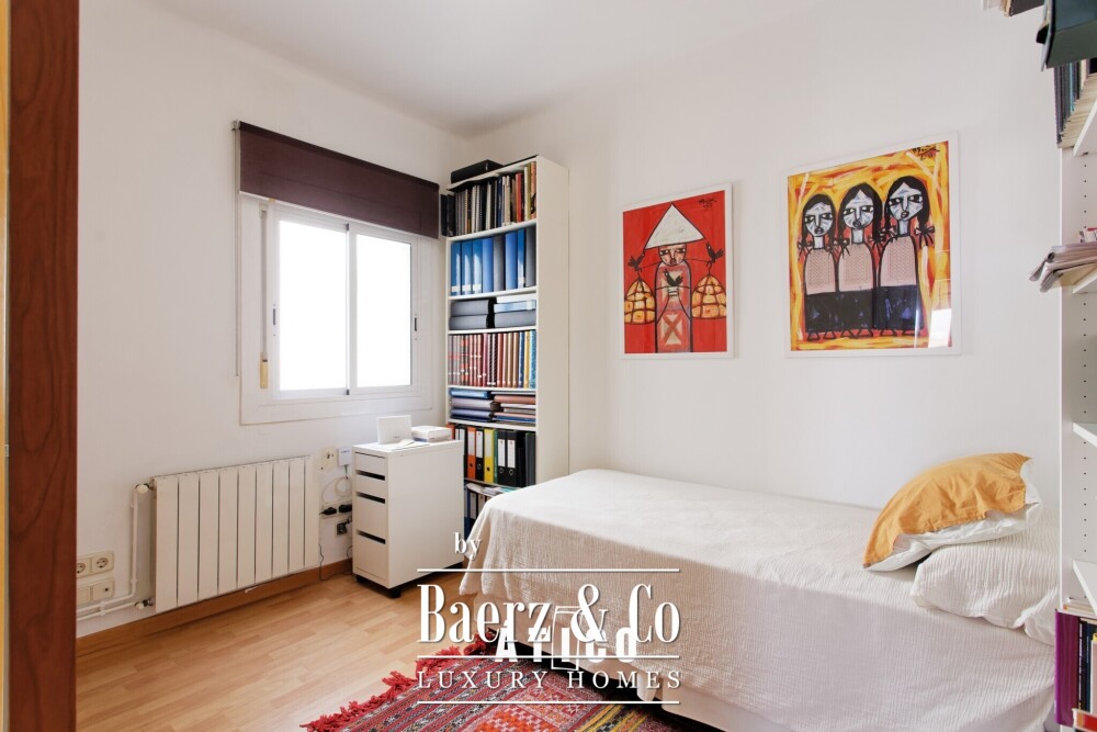 Ático en venta en Eixample Esuqerra image