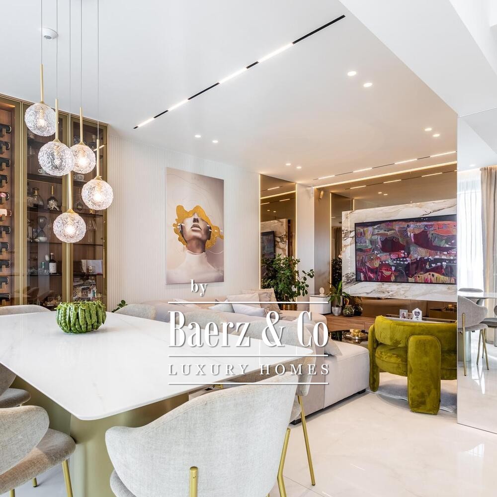 Split, luxury apartment in the city center image