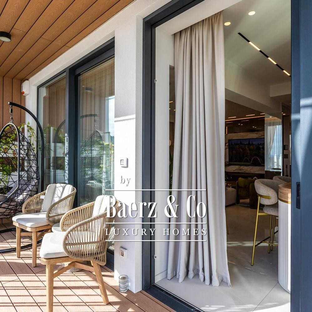 Split, luxury apartment in the city center image