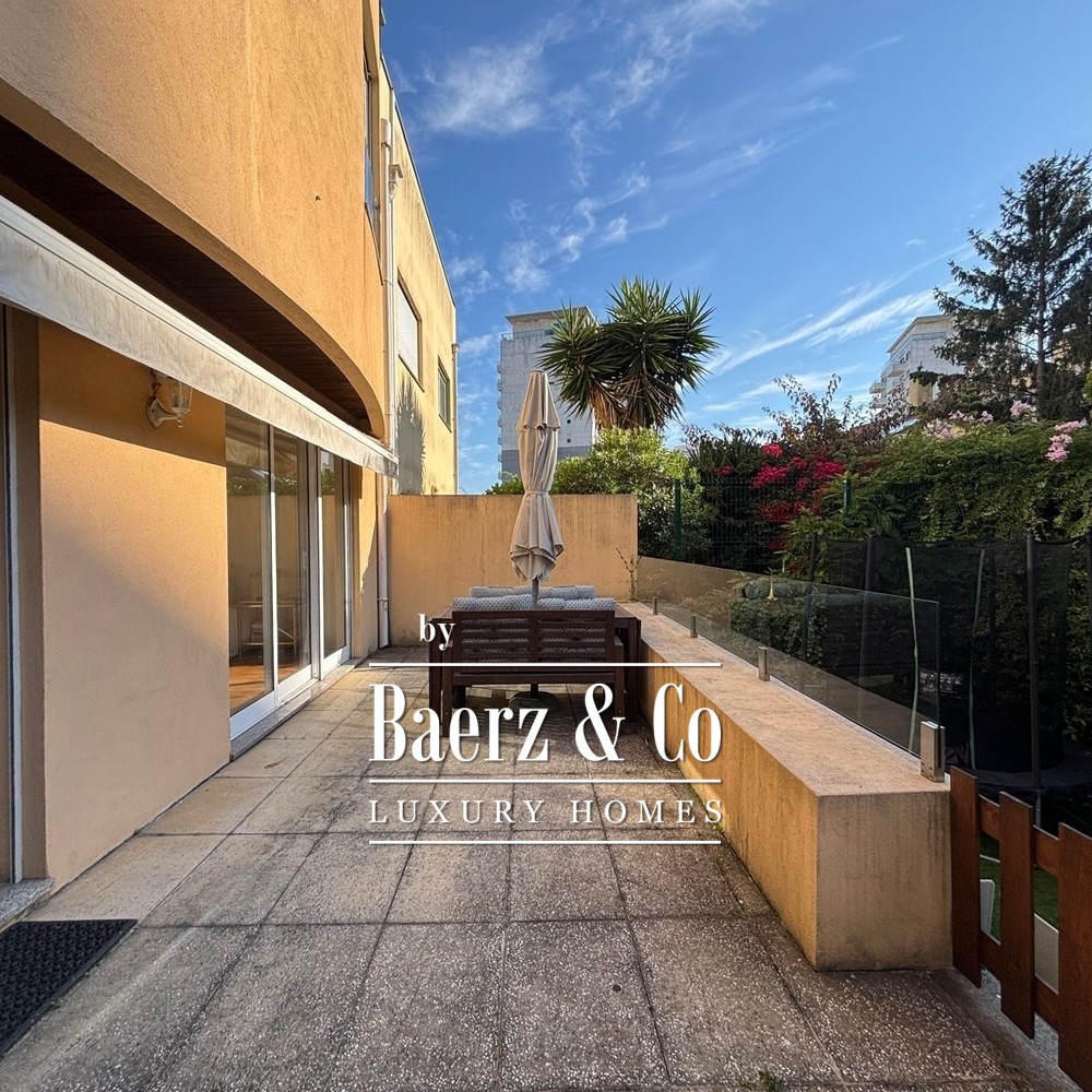 5-bedroom Villa in Porto image