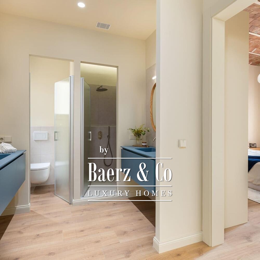 EXCLUSIVE RENOVATED RESIDENCE IN THE QUADRAT D OR · €1,790,000 image