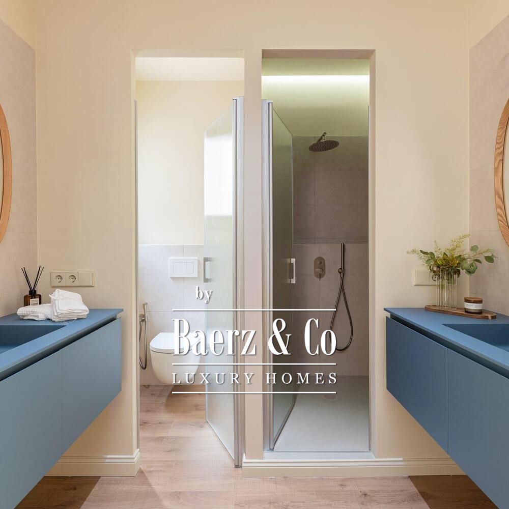 EXCLUSIVE RENOVATED RESIDENCE IN THE QUADRAT D OR · €1,790,000 image