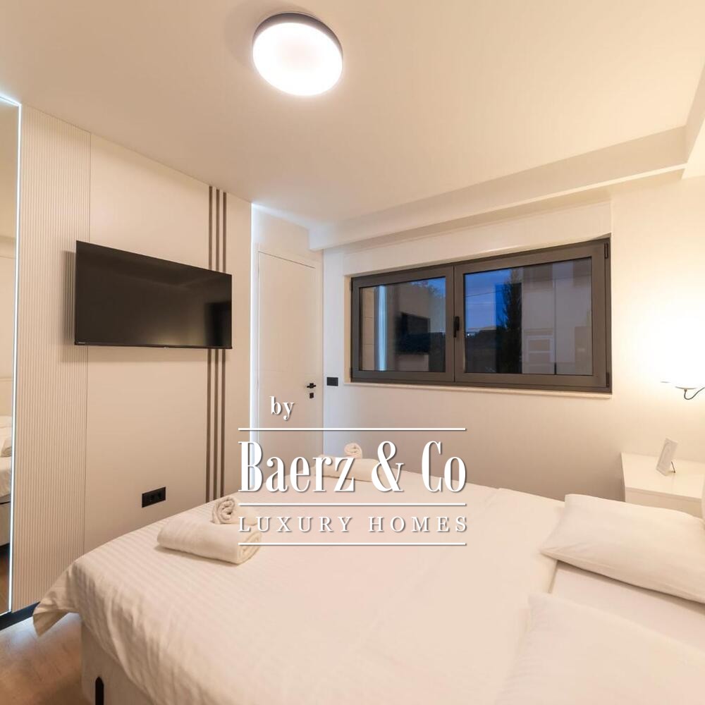Zadar, Borik - Luxury Residence 760 m² with 3 Apartments, Elevator and Heated Infinity Pool image
