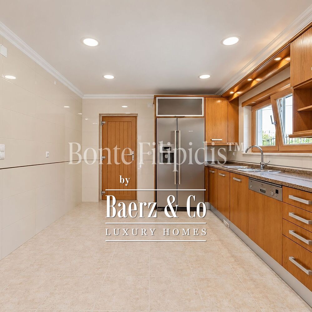 Beautiful luxury home in Cascais e Estoril, Guia image