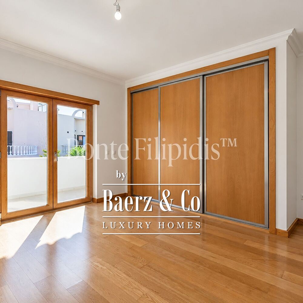 Beautiful luxury home in Cascais e Estoril, Guia image
