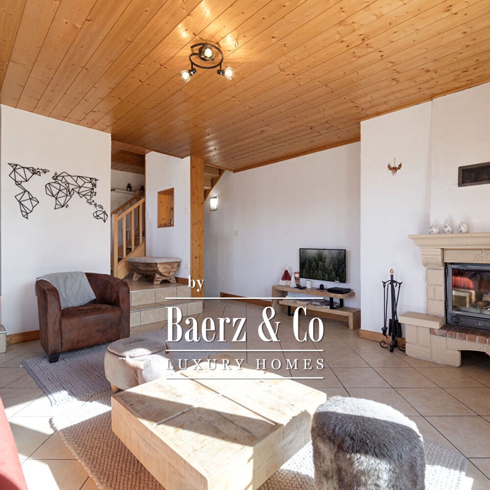 6-bedroom chalet - Valley view image