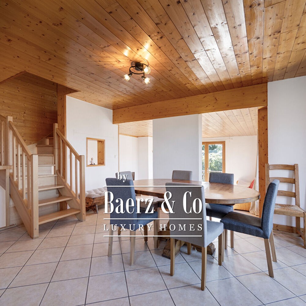 6-bedroom chalet - Valley view image