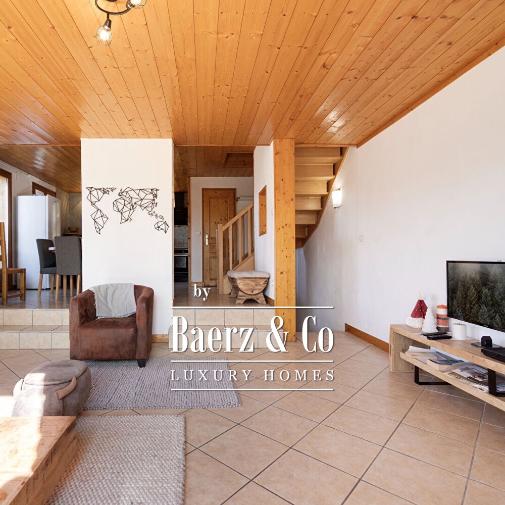 6-bedroom chalet - Valley view image