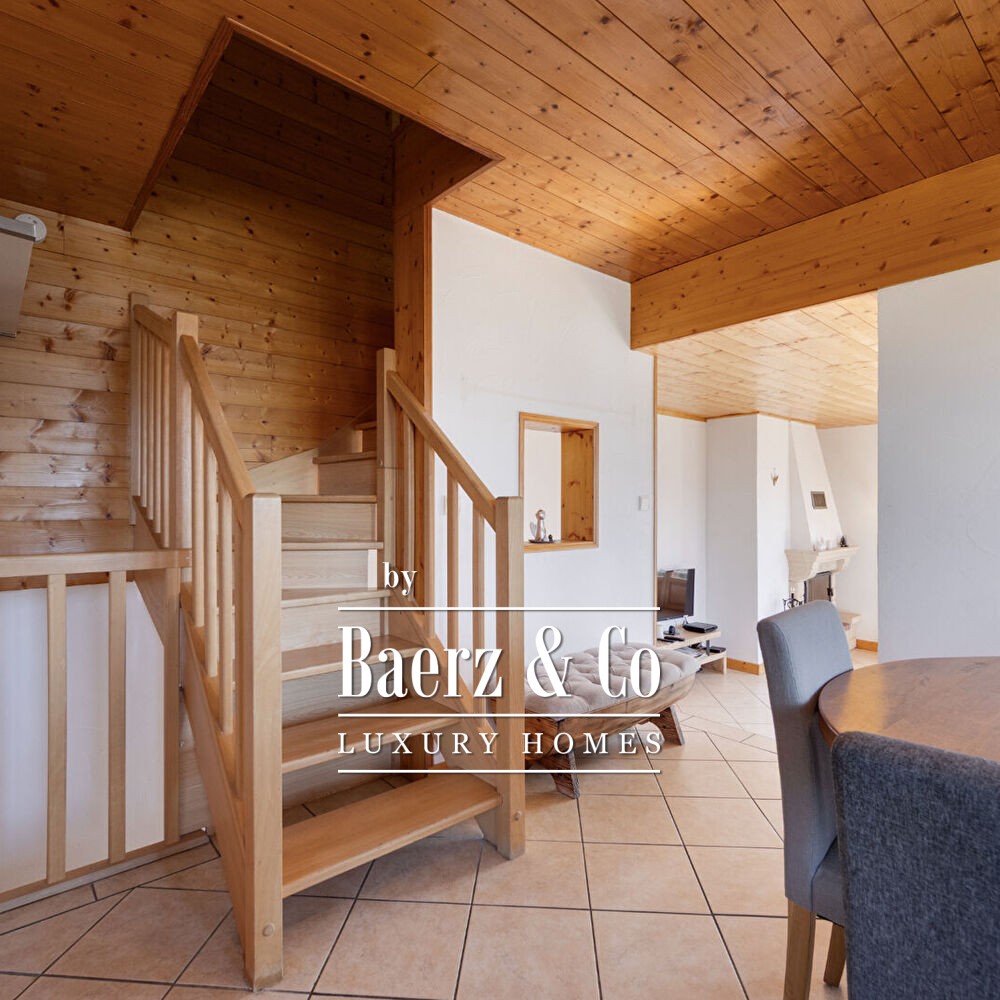 6-bedroom chalet - Valley view image