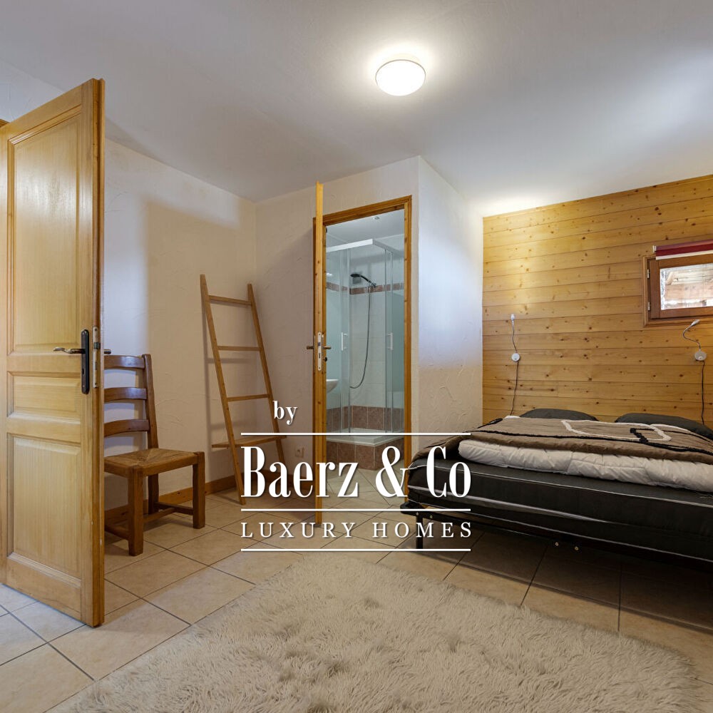 6-bedroom chalet - Valley view image
