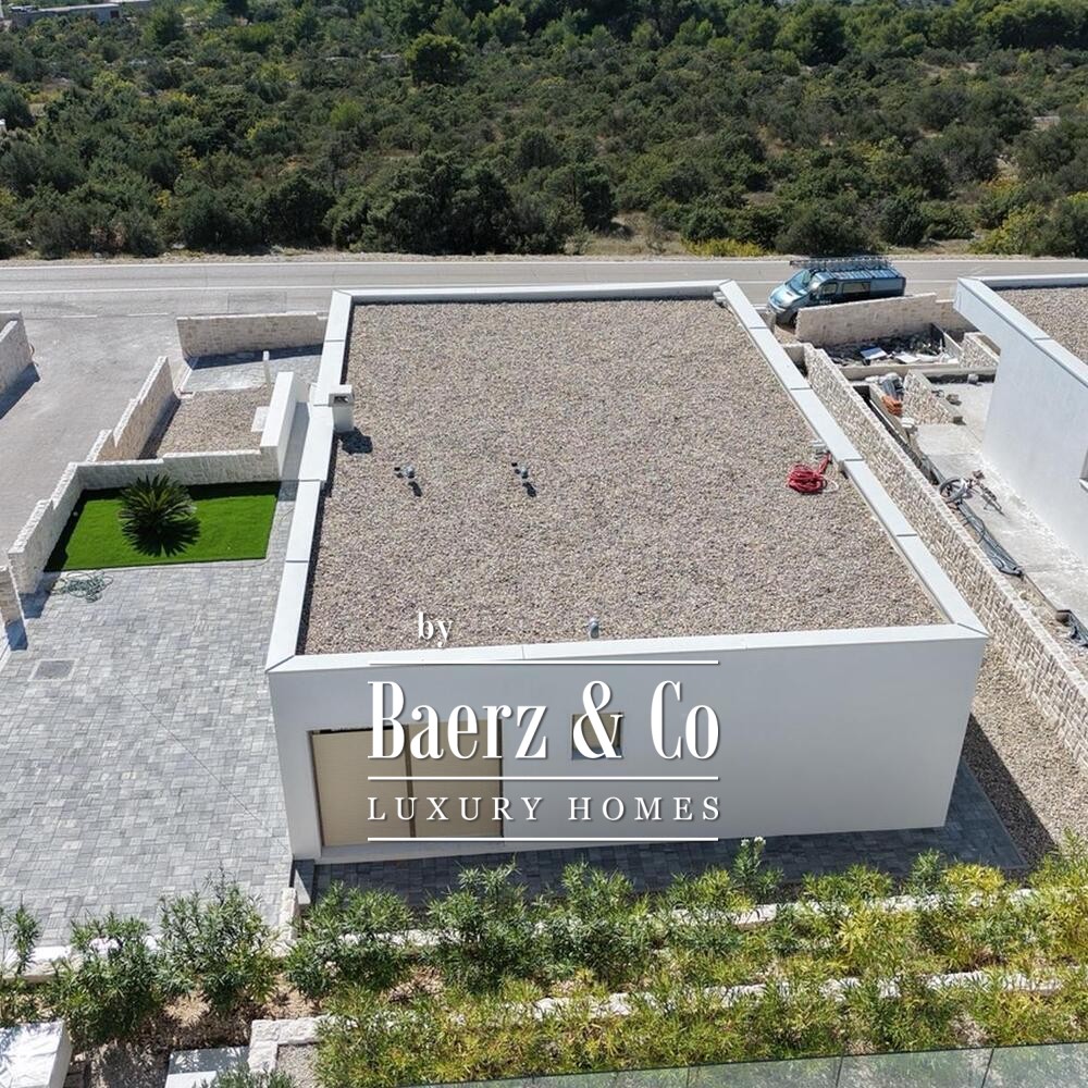 Primošten, villa with a pool and sea view, 261,45 m² image