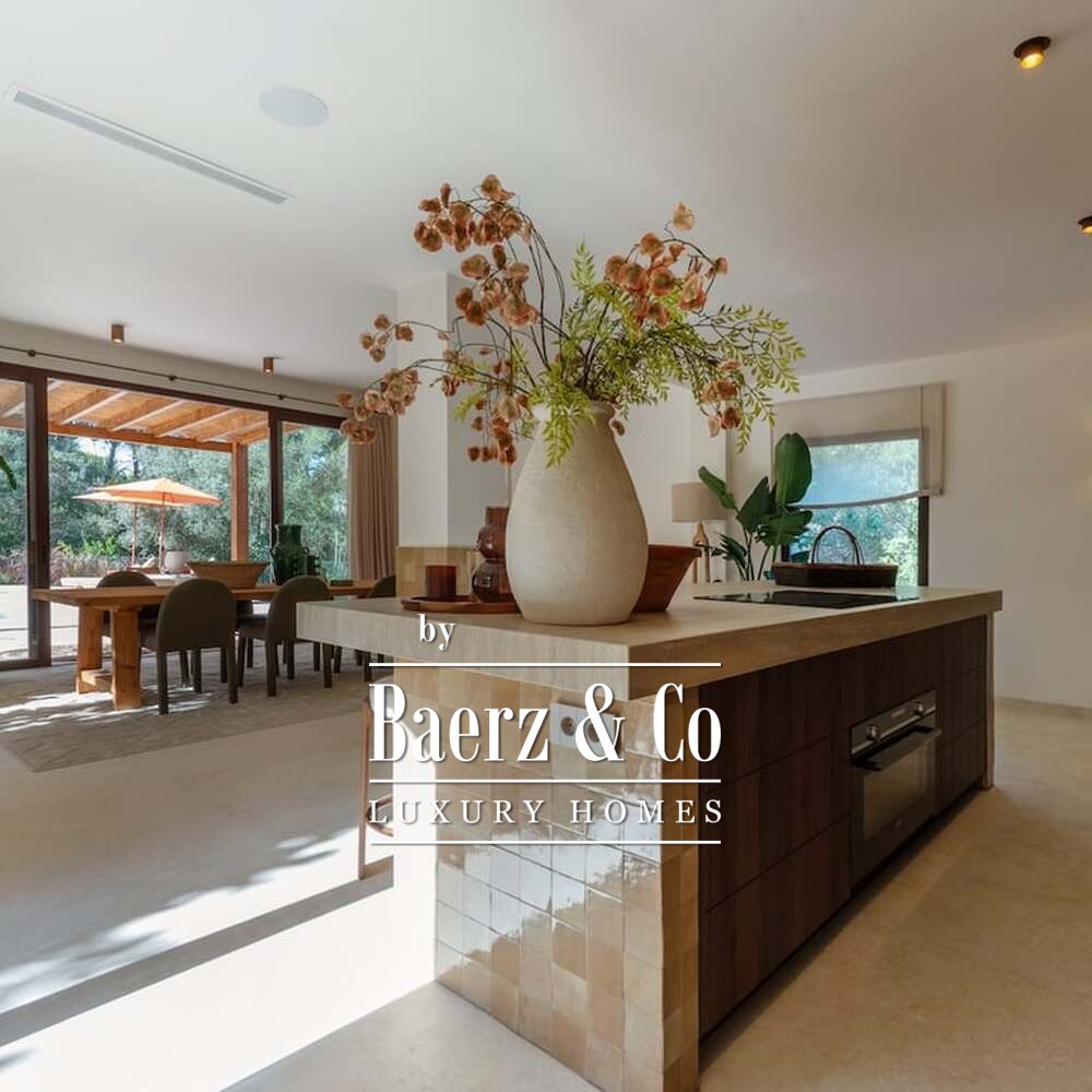 Beautiful luxury home in Jávea image