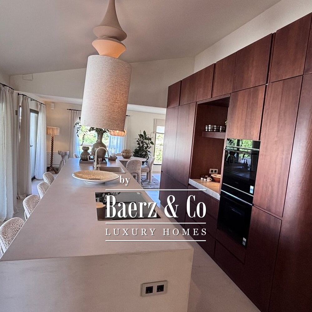 Beautiful luxury home in Jávea image