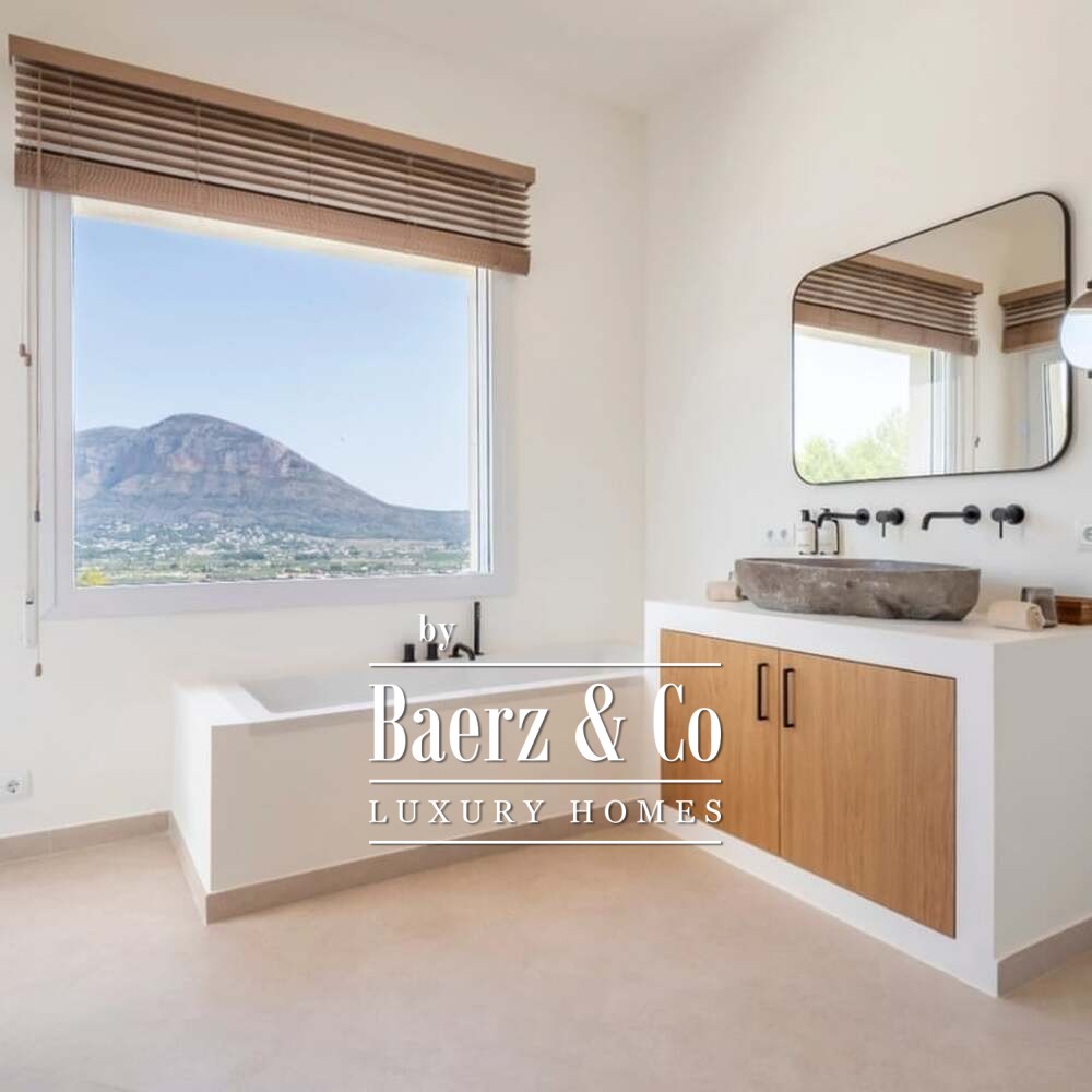 Beautiful luxury home in Jávea image