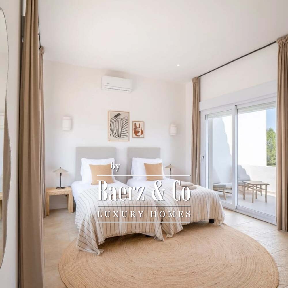 Beautiful luxury home in Jávea image