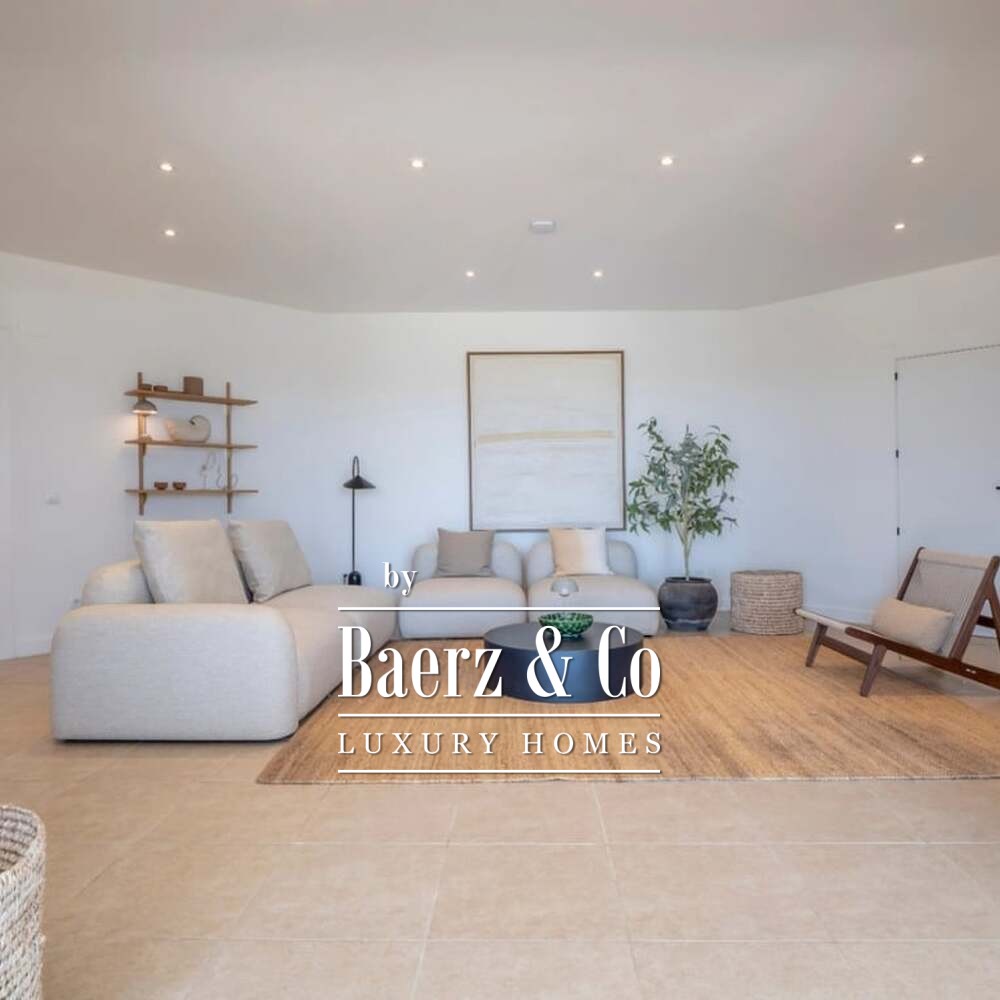 Beautiful luxury home in Jávea image