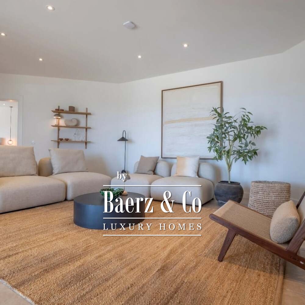 Beautiful luxury home in Jávea image
