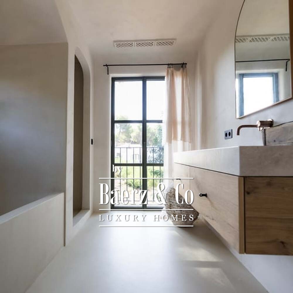 Beautiful luxury home in Jávea image