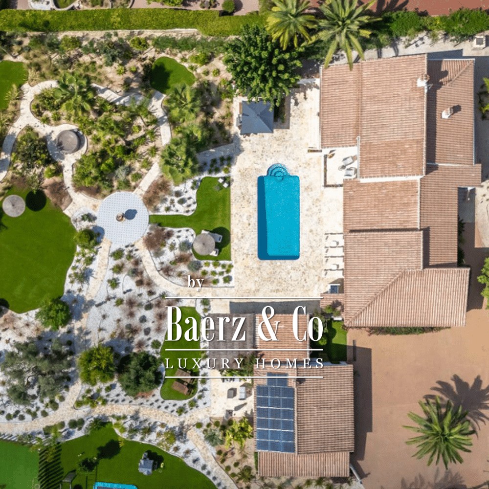 Beautiful luxury home in Jávea image