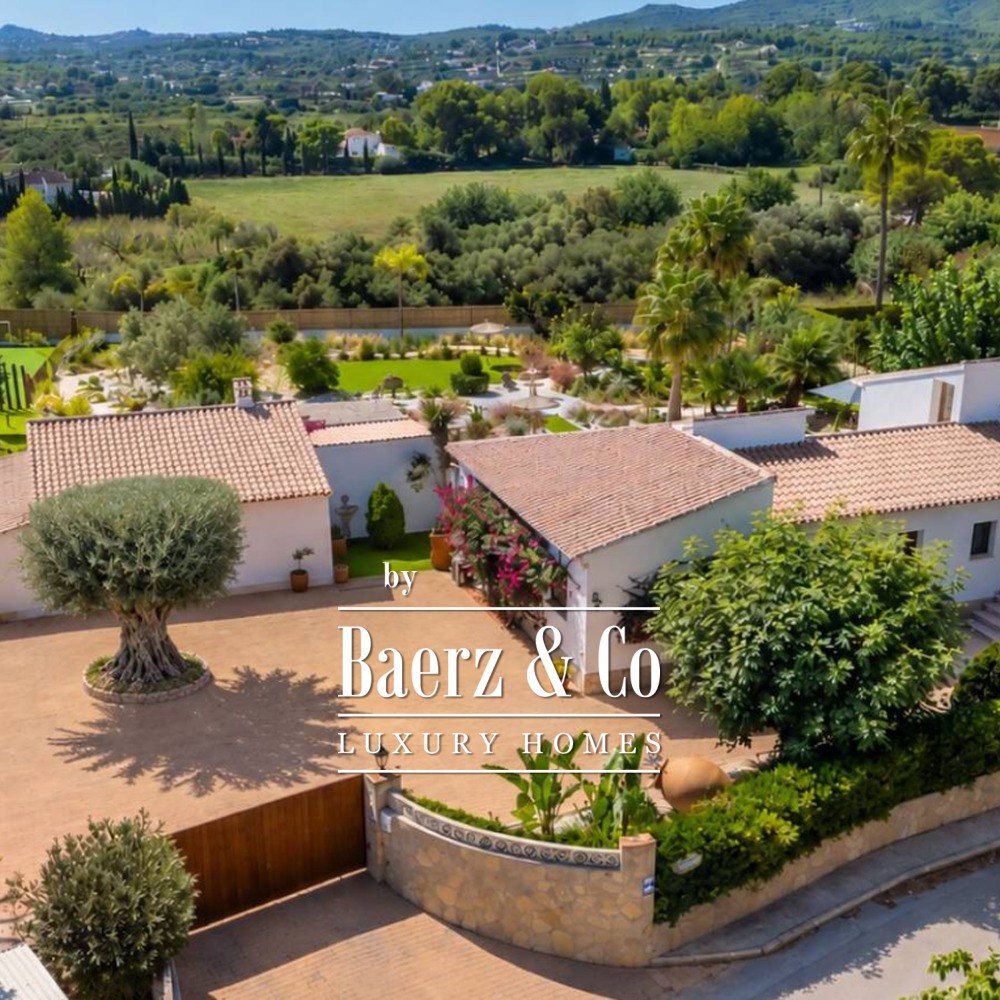 Beautiful luxury home in Jávea image
