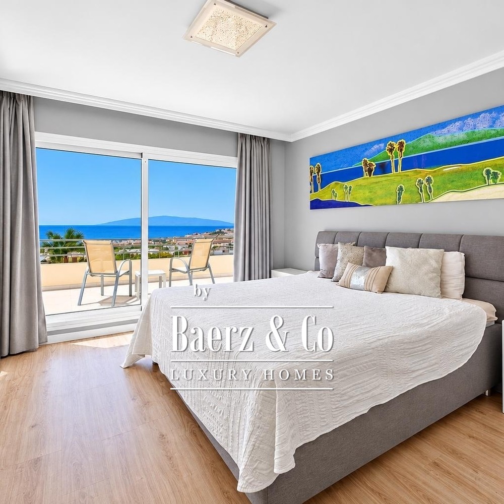 Villa in El Madroñal, Tenerife south image