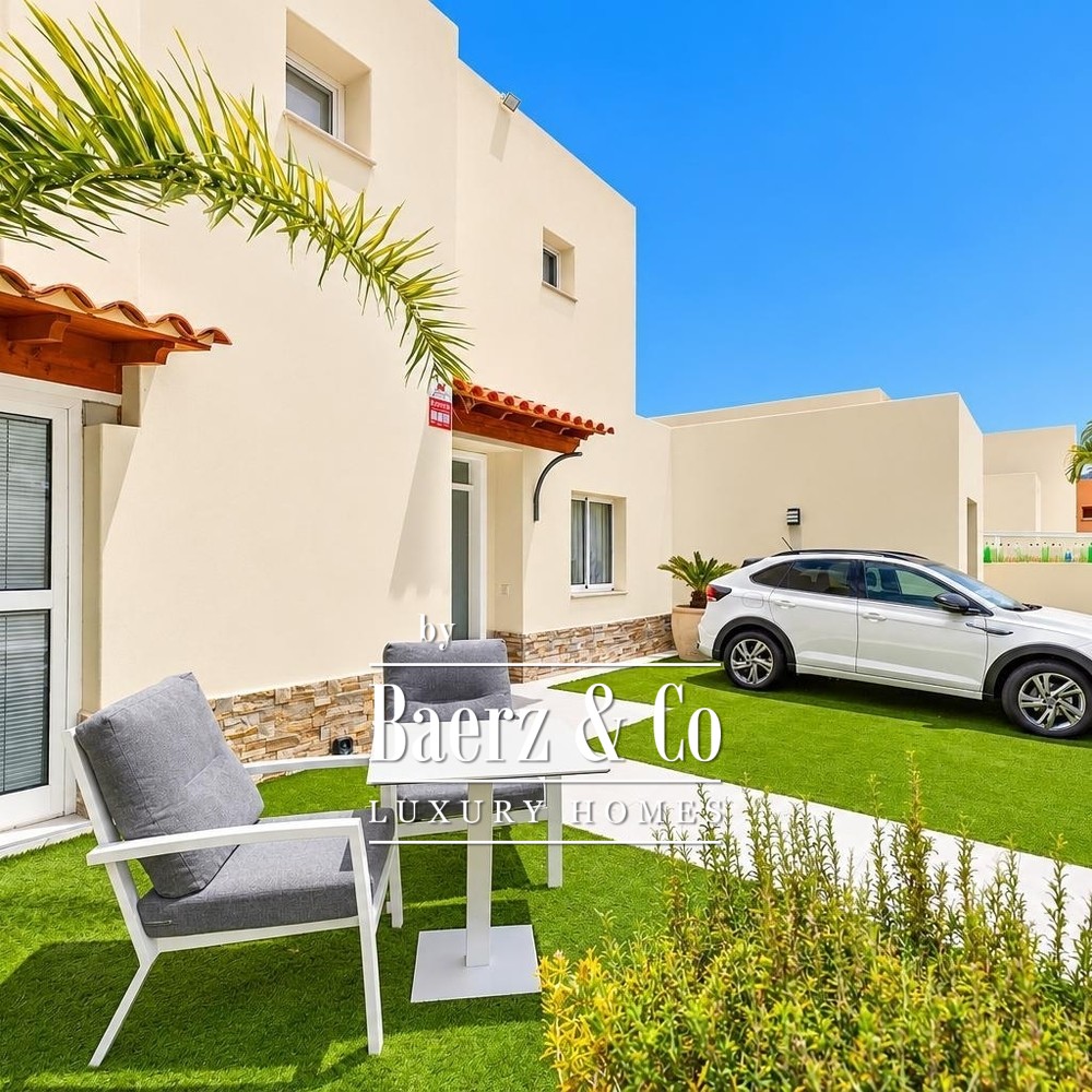 Villa in El Madroñal, Tenerife south image
