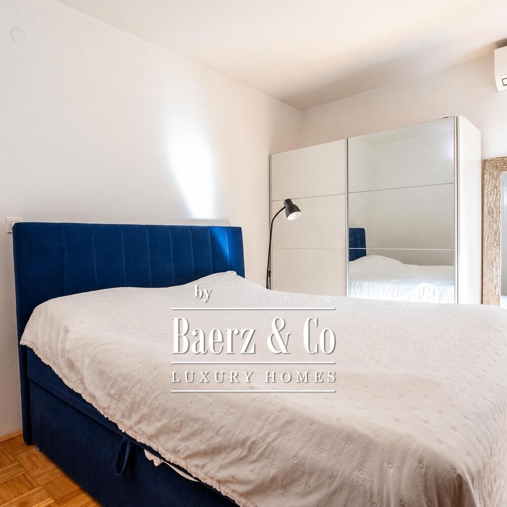 Split, Meje - Luxurious Three-Bedroom Apartment with Sea View and Garden image