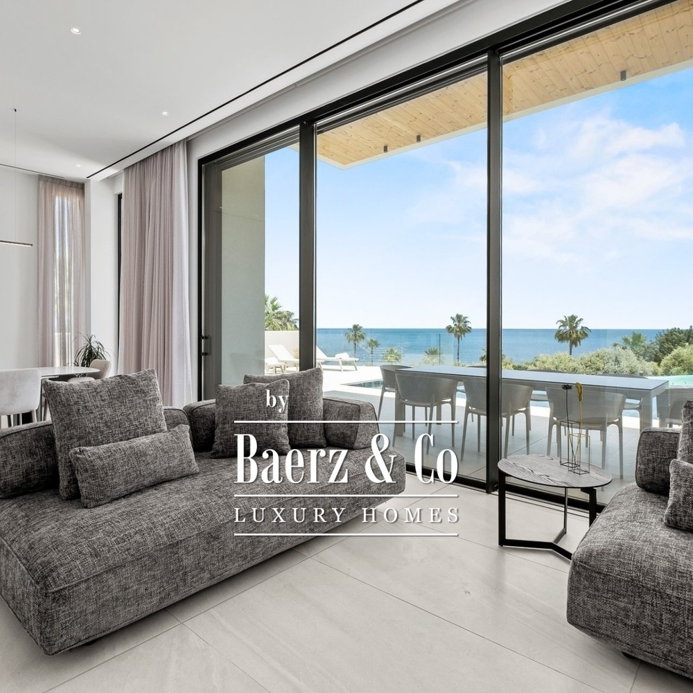 Malama Seafront H04: beachfront villa with lift and infinity pool image
