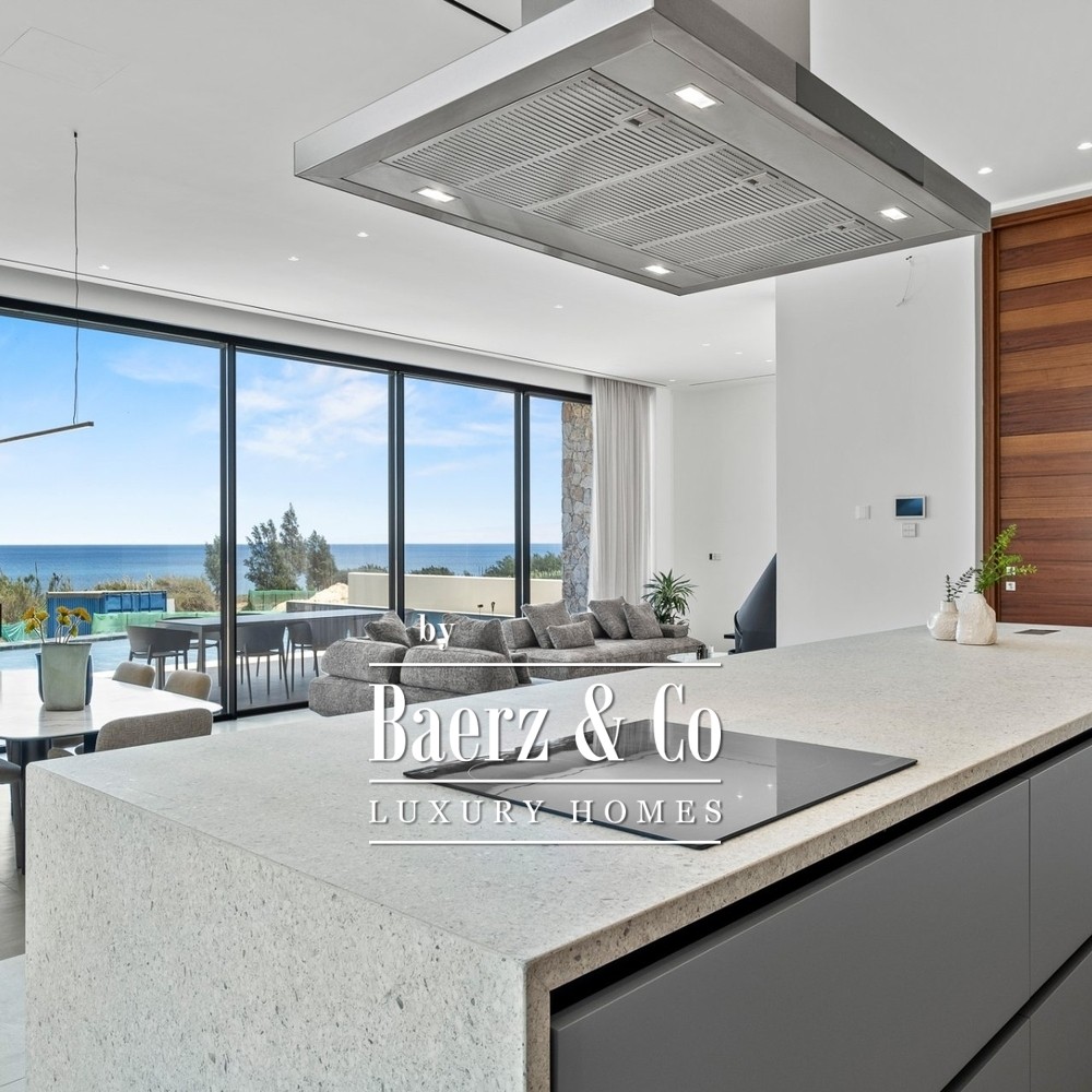 Malama Seafront H04: beachfront villa with lift and infinity pool image