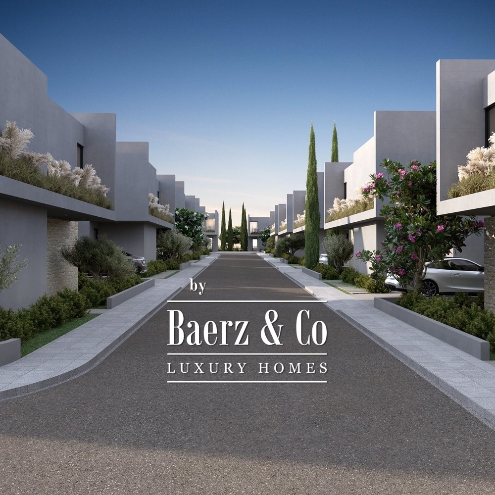 Ariel Residences H12: four bedroom villa with pool near the beach image