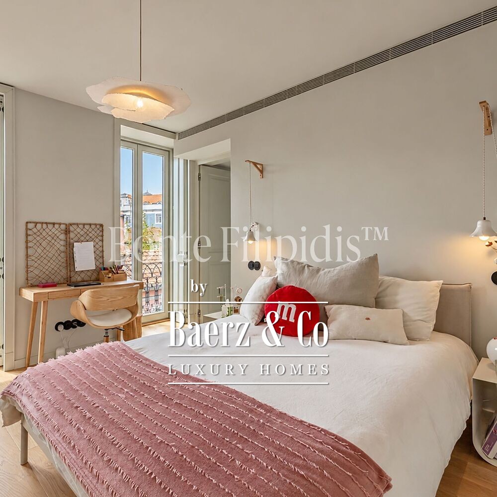 Beautiful luxury home in Campo de Ourique, Santa Isabel image