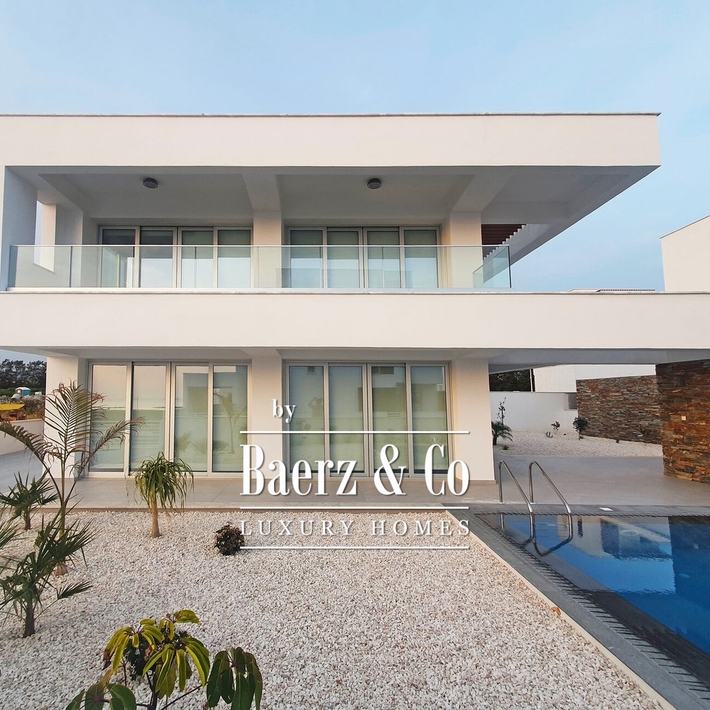 Aquamarine Coastal V41: 4 bedroom villa near the beach in Paphos image