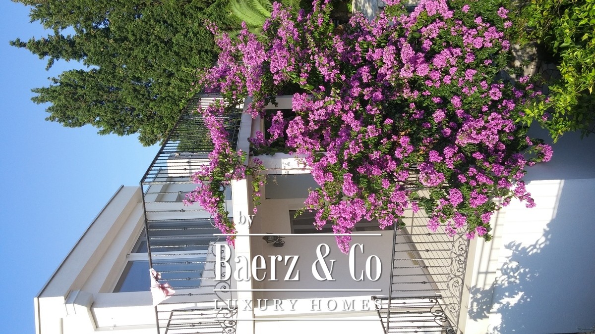 House for sale in Bar, Montenegro Seaview House in Bar with Pool