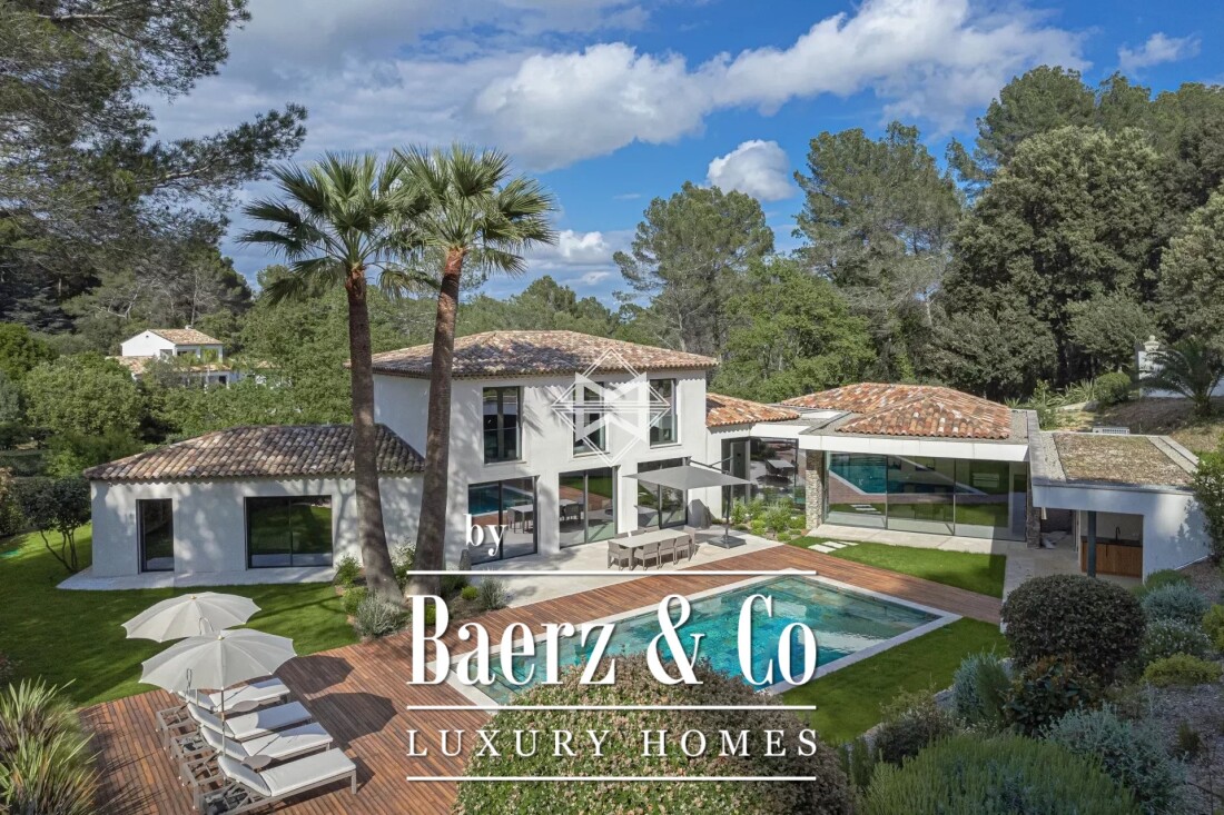 Mougins photo