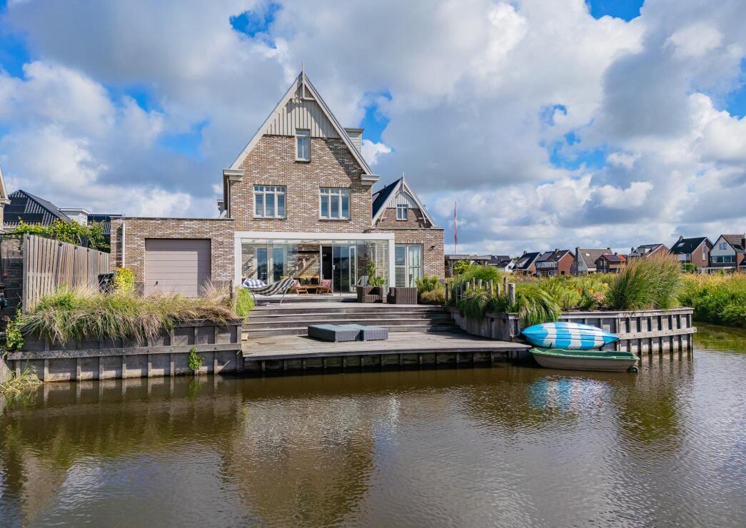 Noordwijkerhout photo
