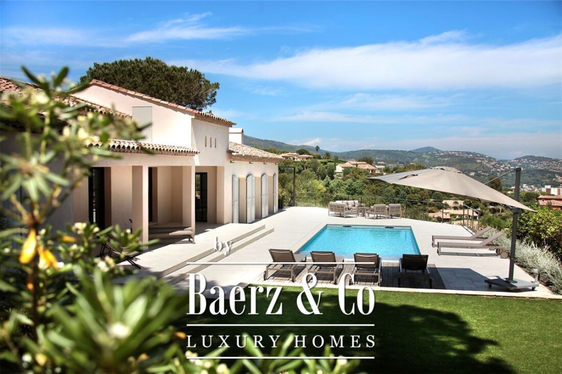 Bormes-les-Mimosas photo