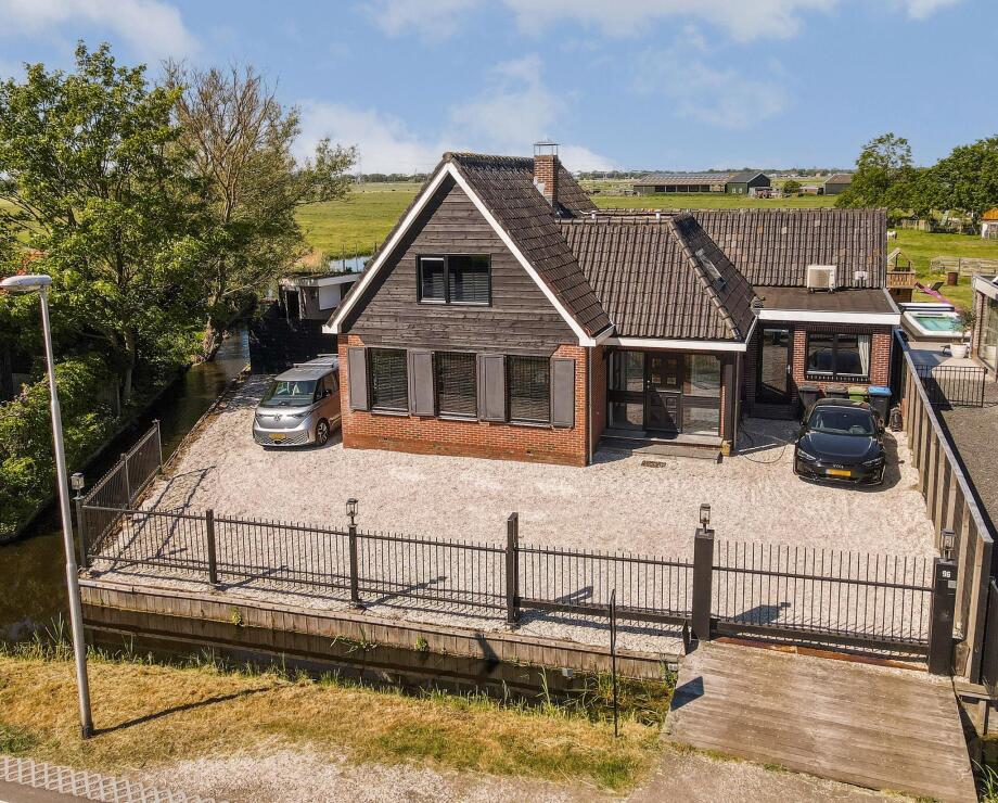 Landsmeer photo