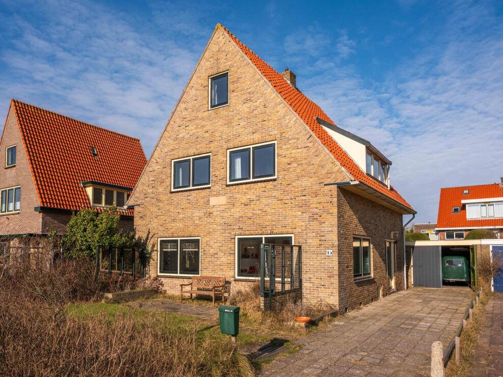 Bergen Aan Zee photo