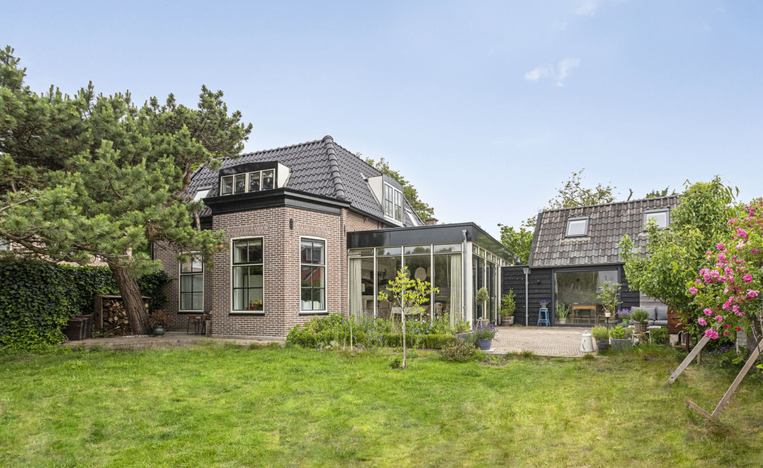 Leiden photo